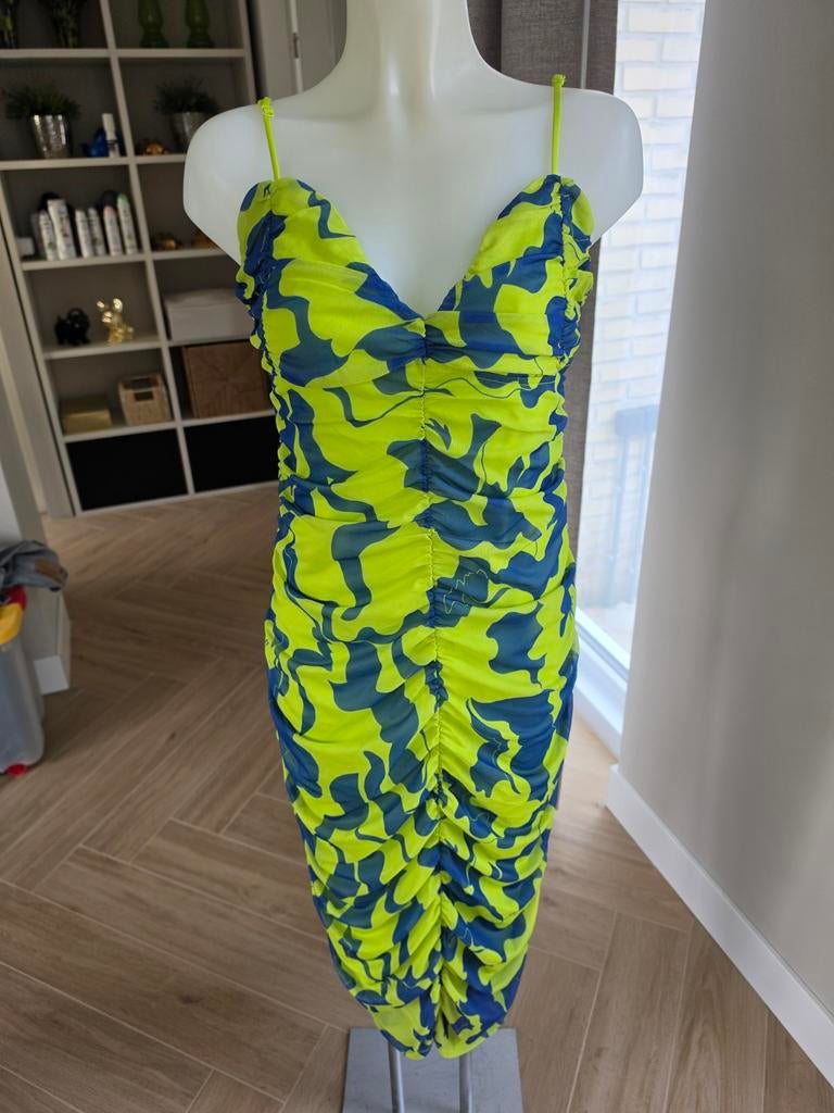 Neon kleurige vero Moda jurk maat 42 stretch mooi model, Kleding | Dames, Jurken, Overige kleuren, Vero Moda, Maat 42/44 (L), Ophalen of Verzenden