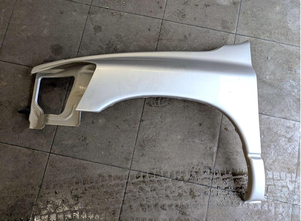 Dodge Ram pickup voorscherm 2006-2008, Gebruikt, PO Box 21-8004 | Auburn Hills, MI 48321-8004, Amerikaanse onderdelen, Ophalen of Verzenden