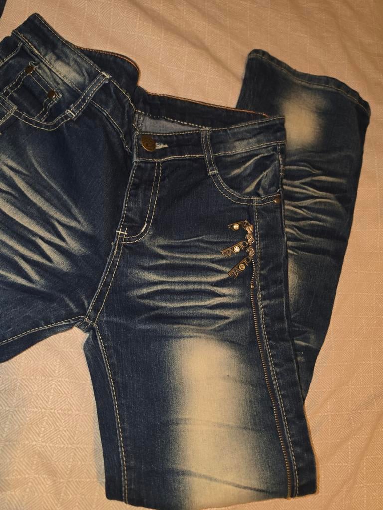 2 Nieuwe Vintage Flared Jeans - Maten 28 en 30, Kleding | Dames, Spijkerbroeken en Jeans, Ophalen of Verzenden, Nieuw, Blauw, W28 - W29 (confectie 36)