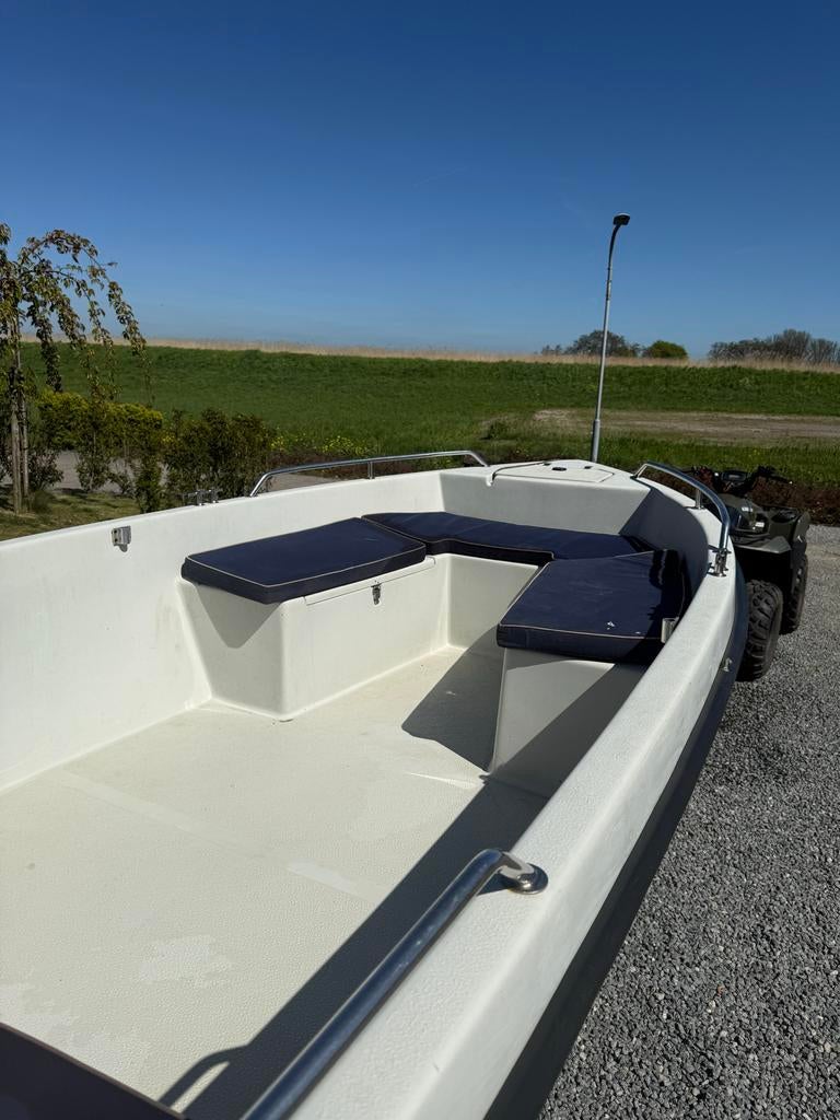 Trailer en Polyester boot met buitenboordmotor 9.9pk Suzuki, Watersport en Boten, Ophalen, Gebruikt, Minder dan 10 pk, Tot 6 meter