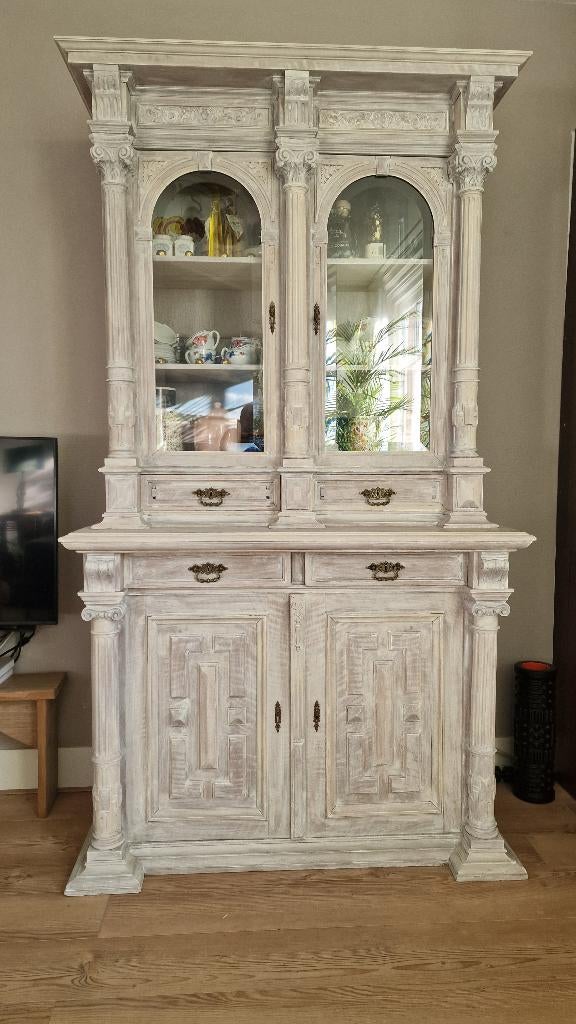 Antieke kast, Ophalen