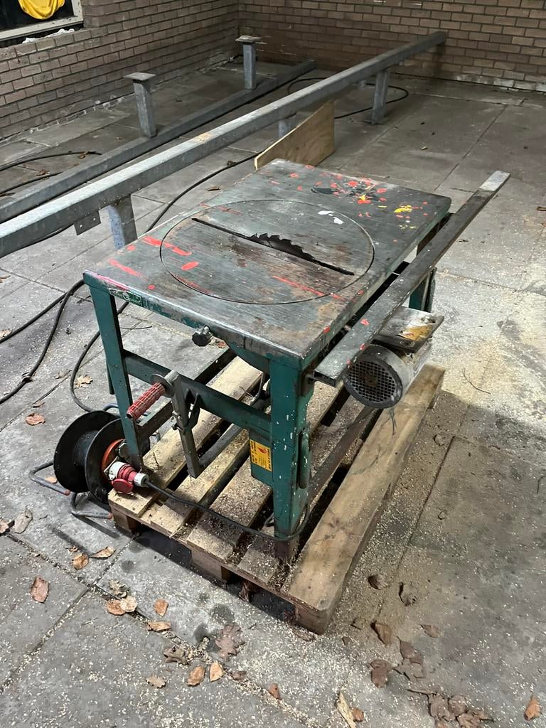 Gjerde zaagtafel, Doe-het-zelf en Verbouw, Gereedschap | Overige machines, Ophalen, Zo goed als nieuw