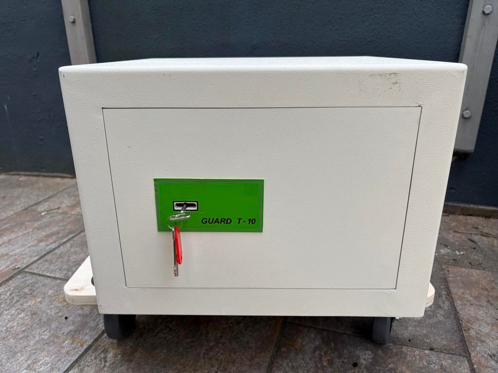 Inbraakwerende en brandvertragende T10 Guard kluis brandkast, Ophalen, Zo goed als nieuw, Brandkast