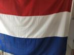 Nederlandse vlag met ophang haken 225 X 150 cm, Ophalen of Verzenden, Zo goed als nieuw