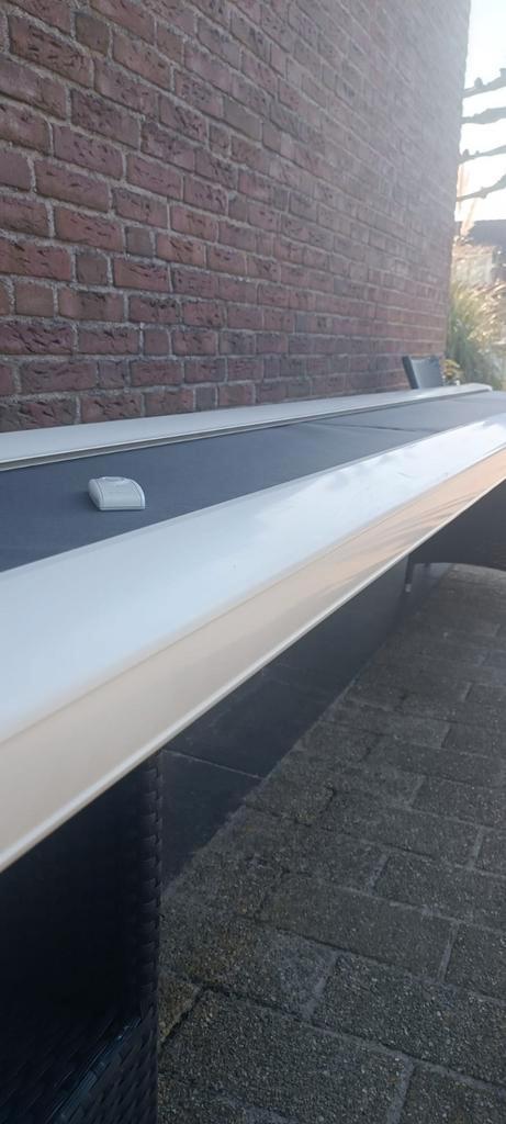 Prachtige  zonnescherm 3.70 breed met afstandsbediening, Tuin en Terras, Zonneschermen, Knikarmscherm, 450 cm of meer, Ophalen