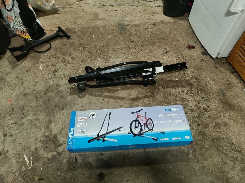 Universele fietsendrager Pro-Plus, Ophalen of Verzenden, Zo goed als nieuw