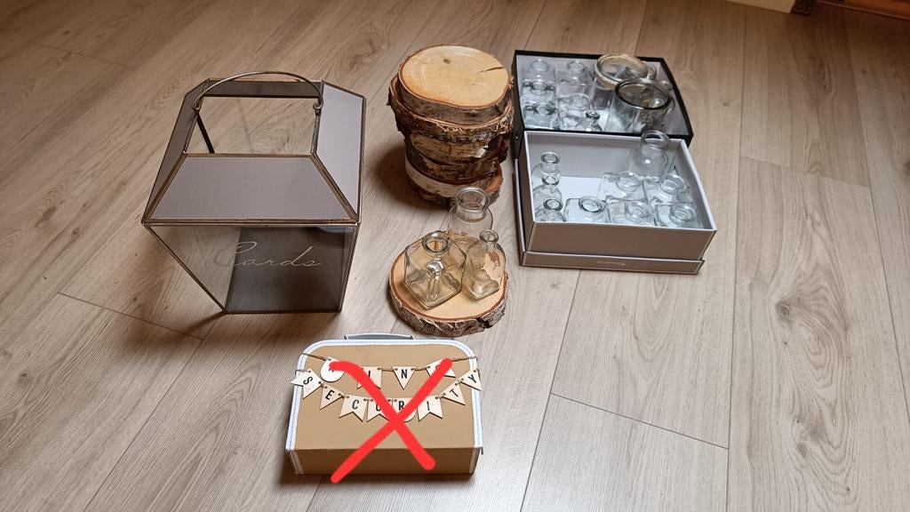 Diverse bruiloft accessoires, cards, witte loper etc., Ophalen