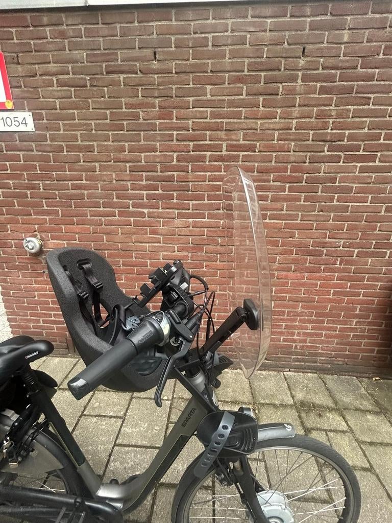 Fietsstoeltje thule, Ophalen, Zo goed als nieuw