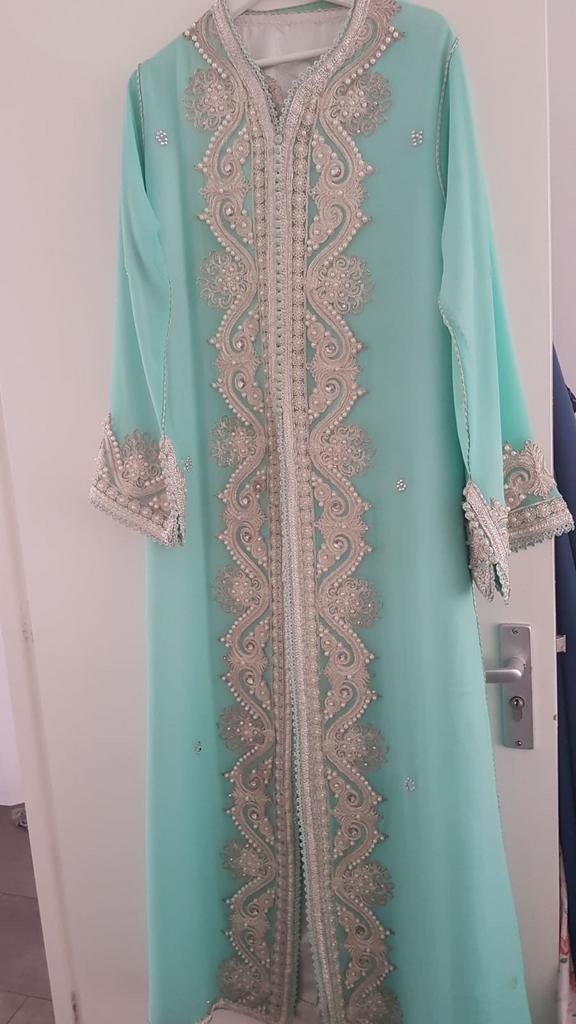 Mooie nieuwe kaftan., Ophalen of Verzenden, Nieuw, Maat 38/40 (M), Overige typen