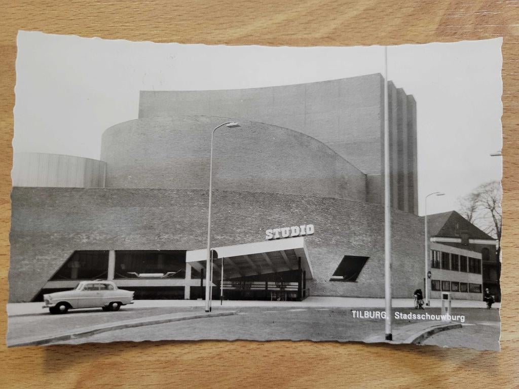 ansicht TILBURG Stadsschouwburg architect Bijvoet en Holt, Ophalen of Verzenden, Voor 1920, Noord-Brabant