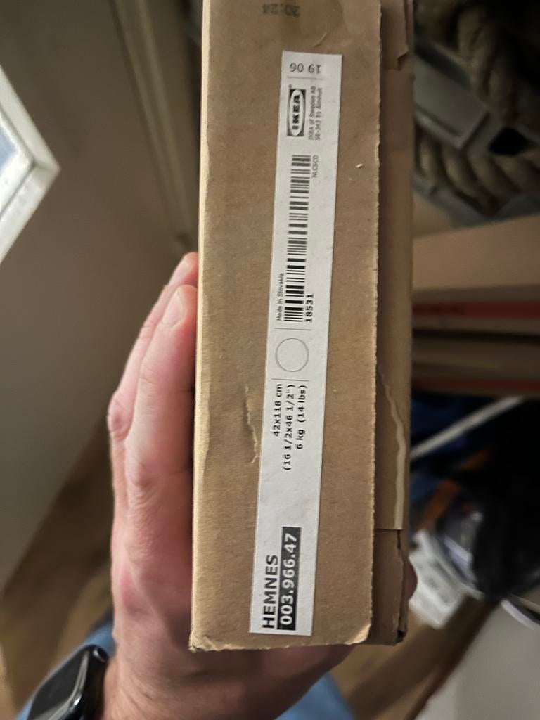 IKEA Hemnes wandrek - Nieuw in doos, Huis en Inrichting, Woonaccessoires | Wandplanken en Boekenplanken, Ophalen of Verzenden