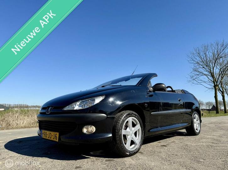 Peugeot 206 CC 2.0-16V, Leer, Airco, APK Apr 2027, Lage km, Auto's, Peugeot, Bedrijf, Te koop, ABS, Airbags, Airconditioning, Alarm