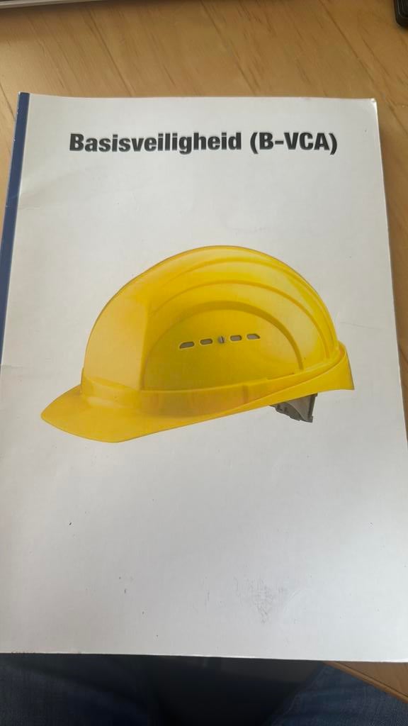 Basisveiligheid, Boeken, Ophalen of Verzenden, Zo goed als nieuw, Overige niveaus, Nederlands