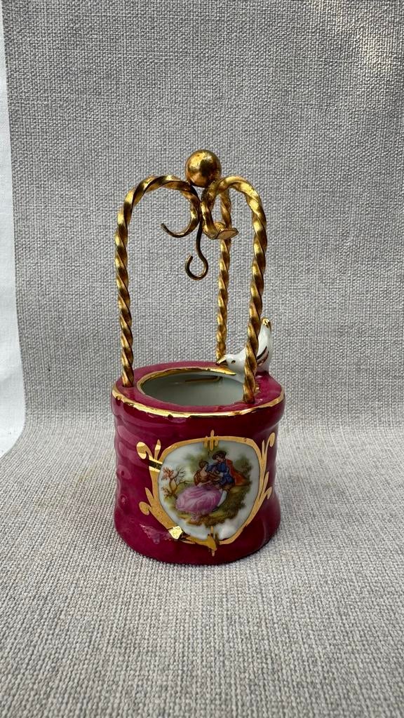 Vintage Limoges France Decoratieve Miniatuur Waterput, Antiek en Kunst, Antiek | Porselein, Ophalen of Verzenden