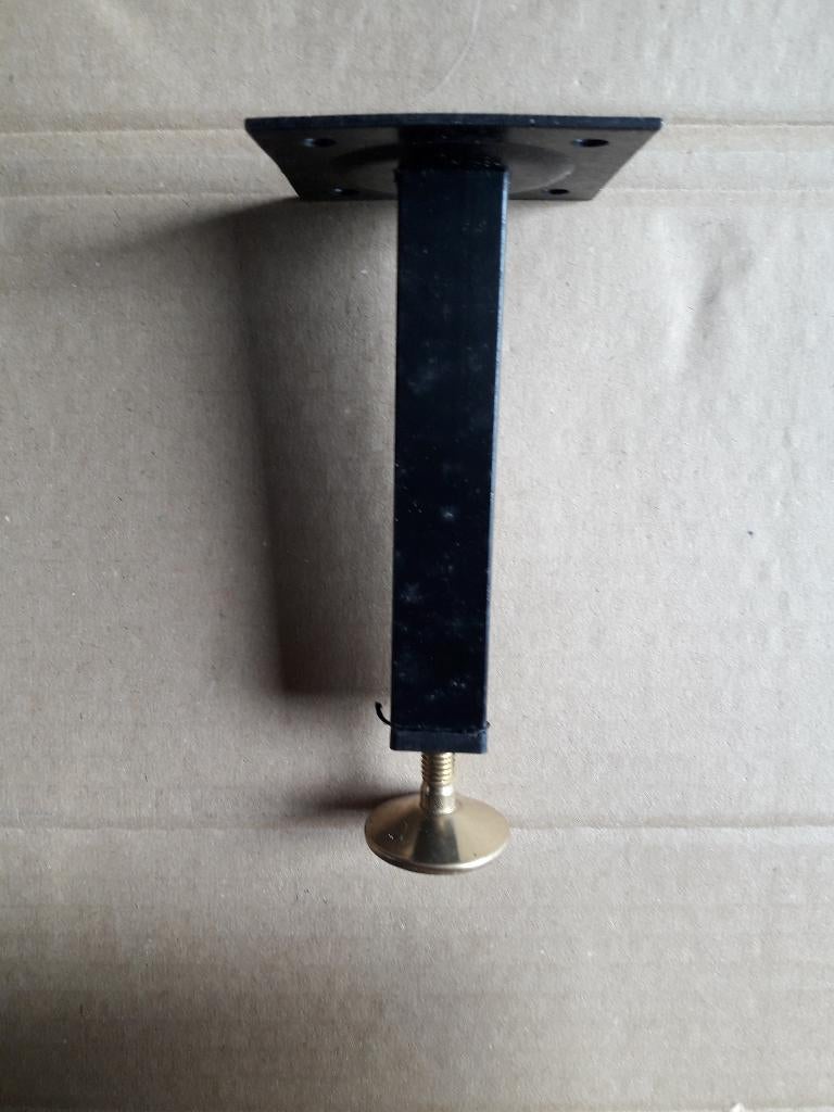 verstelbare meubelpoten , vierkant 2 x 2 cm , hoogte 120 mm, 100 tot 150 cm, Nieuw, Rechthoekig, 50 tot 100 cm