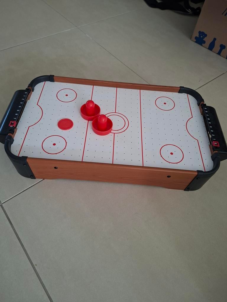 Compact Airhockey Spel, Een of twee spelers, Ophalen, Zo goed als nieuw