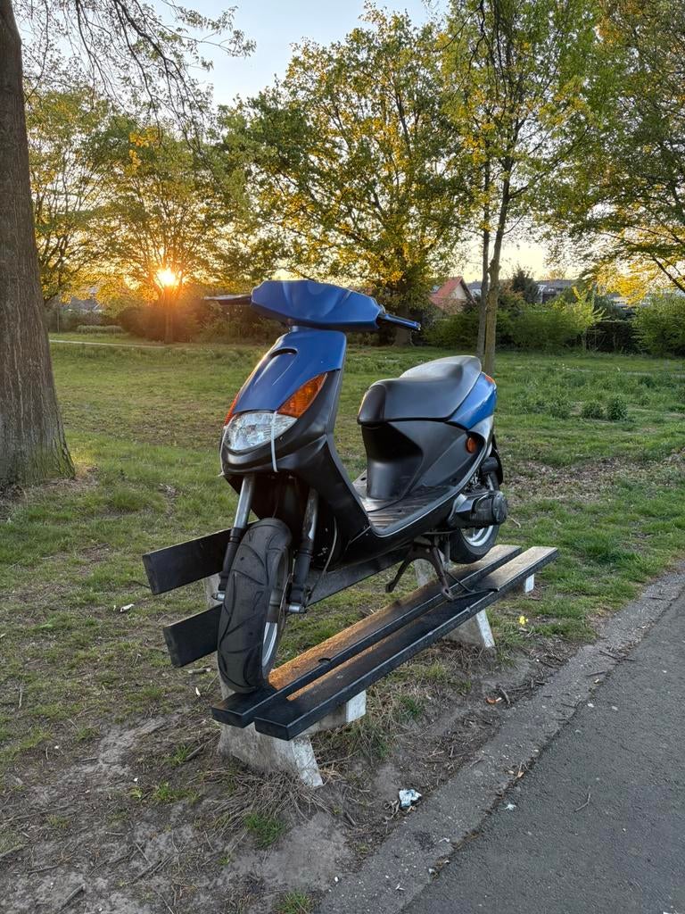 Peugot vivacity project - lees beschrijving, Fietsen en Brommers, Scooters | Peugeot, Ophalen, Zo goed als nieuw, Tweetakt, Vivacity