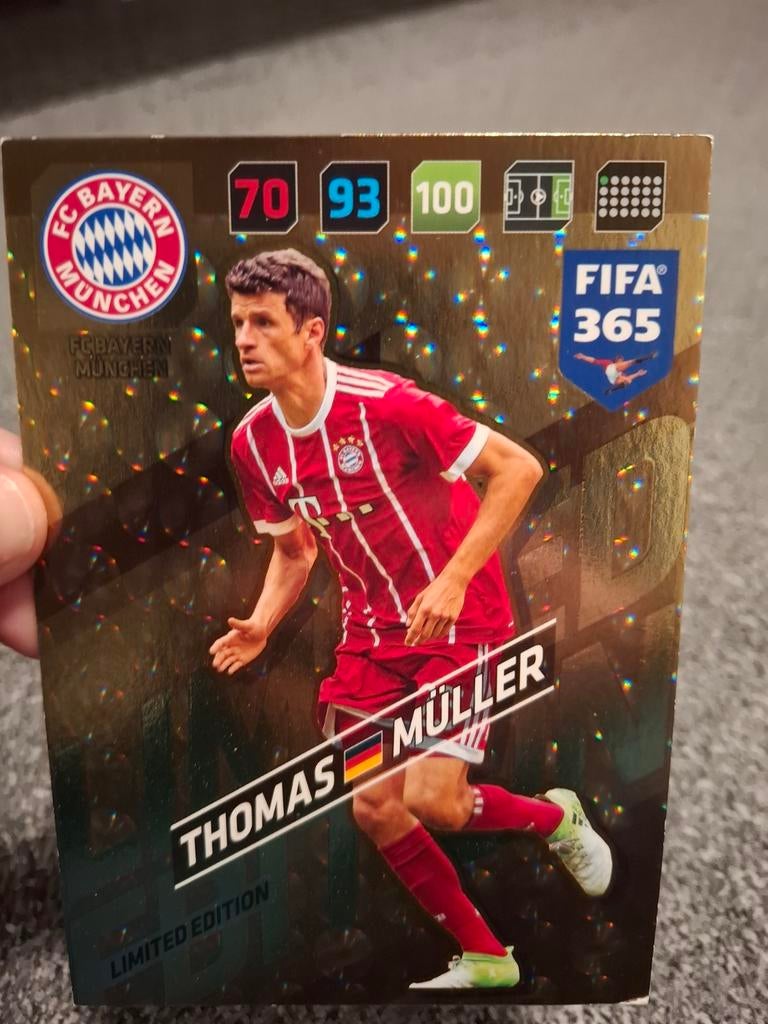 TWEE SUPER MOOIE GROTE VOETBALKAARTEN VAN THOMAS MULLER, Ophalen of Verzenden, Nieuw, Plaatje