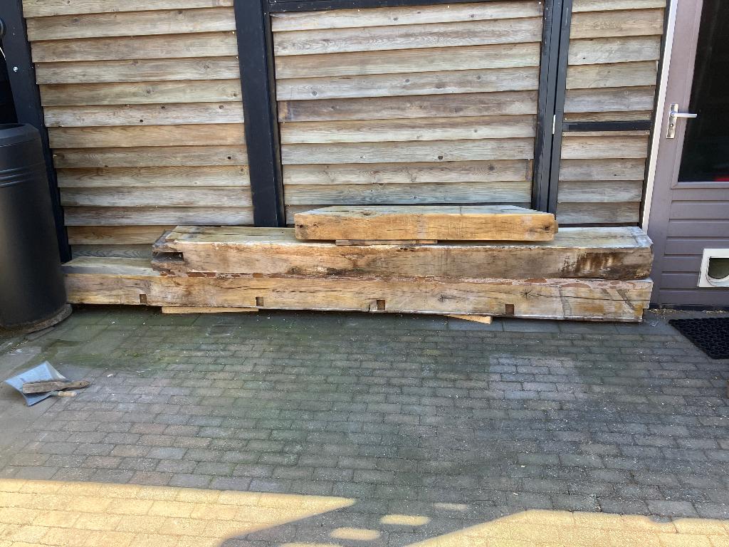 Eiken balken, Ophalen, Gebruikt