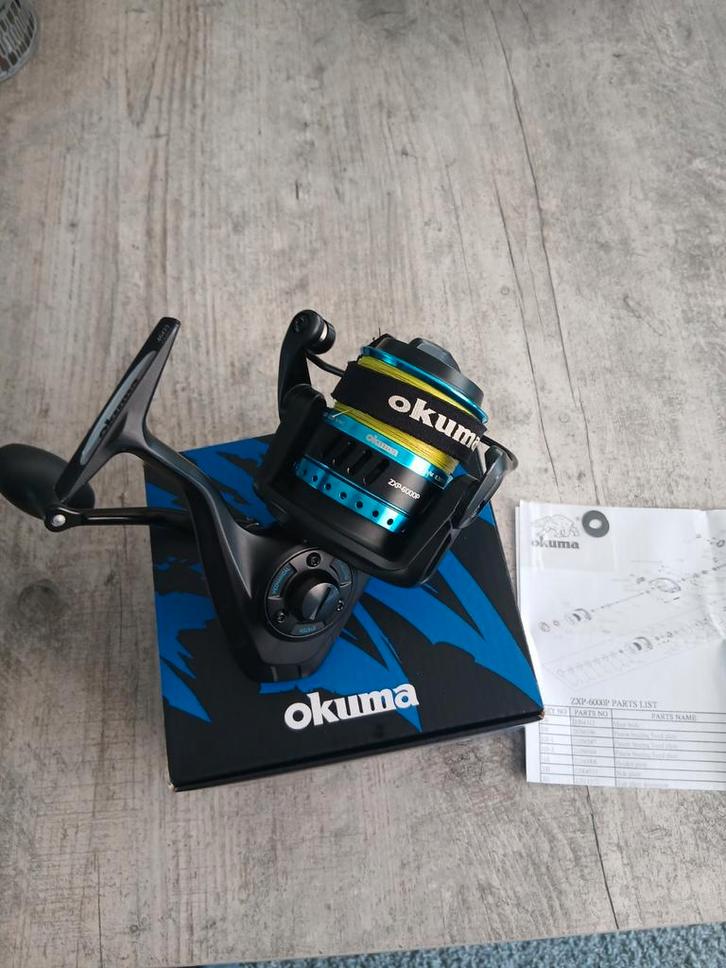 Te koop, Okuma Azores ZXP-6000P, Watersport en Boten, Hengelsport | Roofvissen, Zo goed als nieuw, Molen, Ophalen of Verzenden