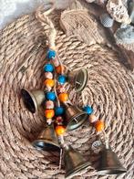 Heksenbel met kralen en sleutel - Bescherming en decoratie, Huis en Inrichting, Woonaccessoires | Overige, Ophalen of Verzenden