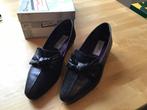 Leuke zwarte leren damesschoen met strik, maat 37, Ophalen, Zo goed als nieuw, Zwart
