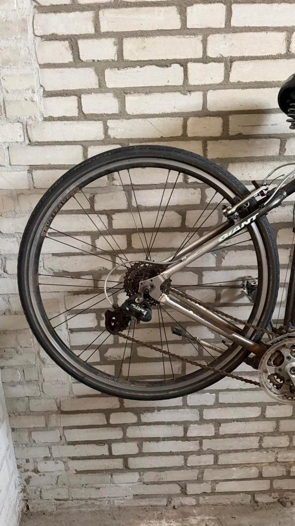 Giant Men’s Bike / City Bike – 28 inch – 21 Gears, Fietsen en Brommers, Fietsen | Heren | Sportfietsen en Toerfietsen, Gebruikt