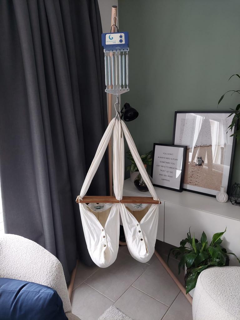 Tweeling Hangmat Nonomo met motor, Kinderen en Baby's, Babywiegjes en Ledikanten, Zo goed als nieuw, Overige typen, Ophalen