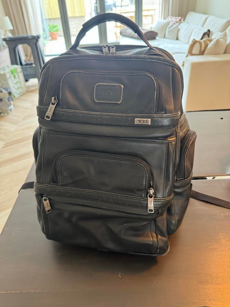 TUMI Alpha 3 leren rugzak met 15 inch laptopvak, Sieraden, Tassen en Uiterlijk, Tassen | Rugtassen, Gebruikt, 25 tot 40 cm, Ophalen of Verzenden