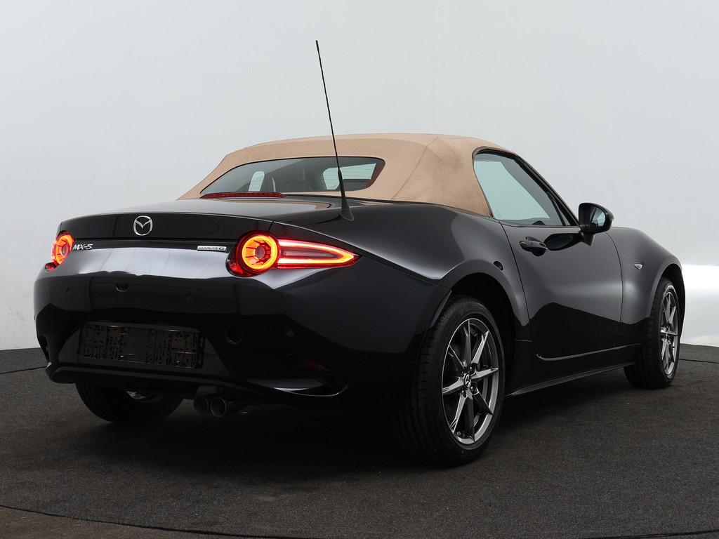Mazda MX-5 1.5 SkyActiv-G 132 Kazari / NIEUW! (bj 2025), Auto's, Mazda, Achterwielaandrijving, 978 kg, Euro 6, 4 cilinders