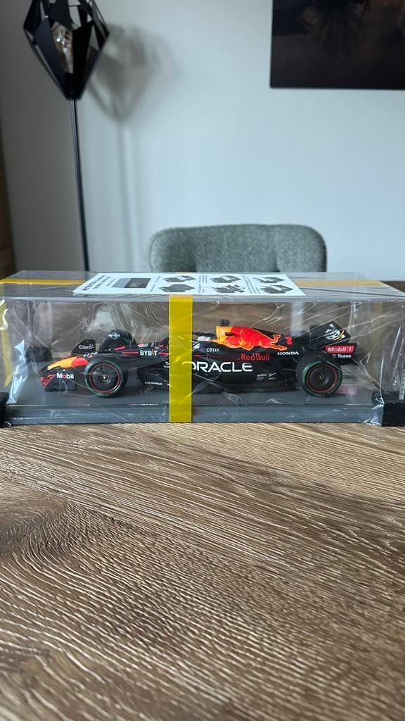 Max Verstappen 1:18 Japan 2022 World Champion, Ophalen of Verzenden, Nieuw, Formule 1
