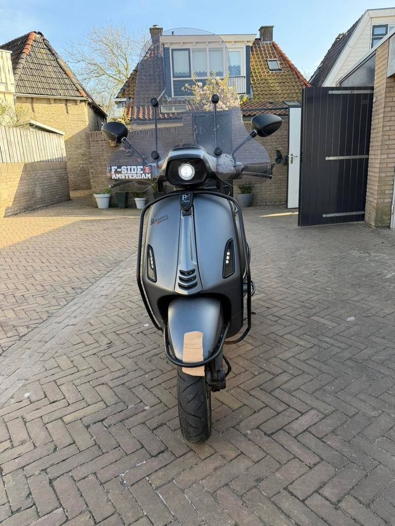 Vespa sprint full option, Fietsen en Brommers, Scooters | Vespa, Gebruikt, Vespa S, Maximaal 45 km/u, Benzine, Ophalen