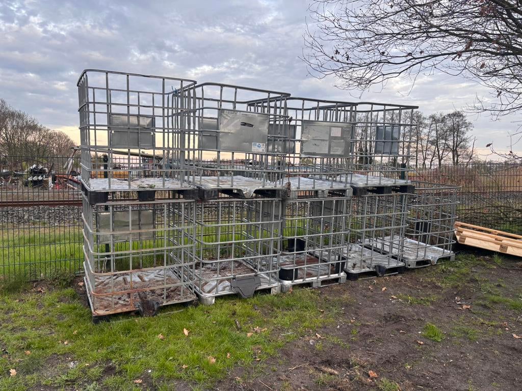 Te koop 9 ibc kratten, Ophalen, 100 cm of meer, 60 cm of meer, Zo goed als nieuw