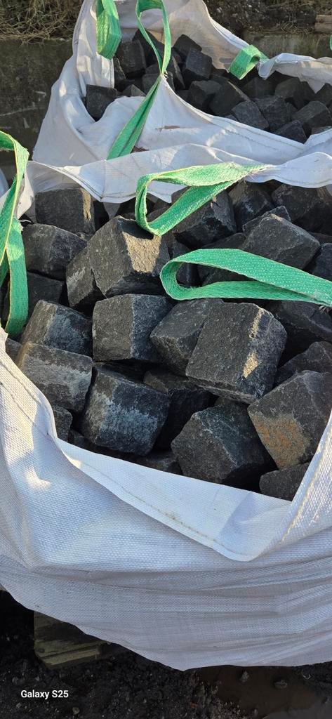 Basaltkeien ca. 10x10 cm in bigbag, Ophalen, Overige typen