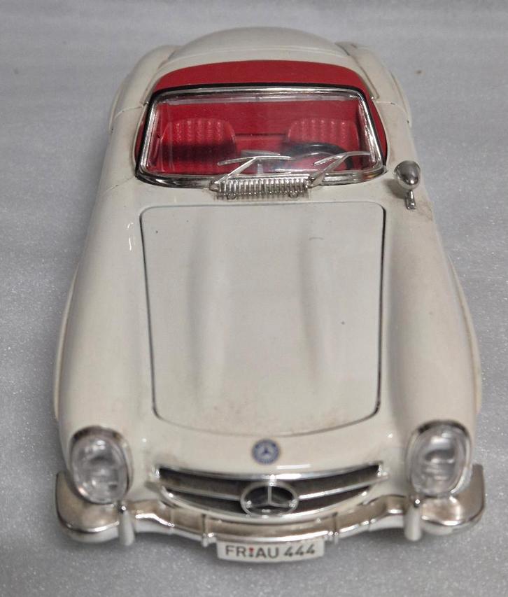 Mercedes Benz 300 SL Modelauto 1:18, Hobby en Vrije tijd, Modelauto's | 1:18, Zo goed als nieuw, Auto, Bburago, Ophalen of Verzenden