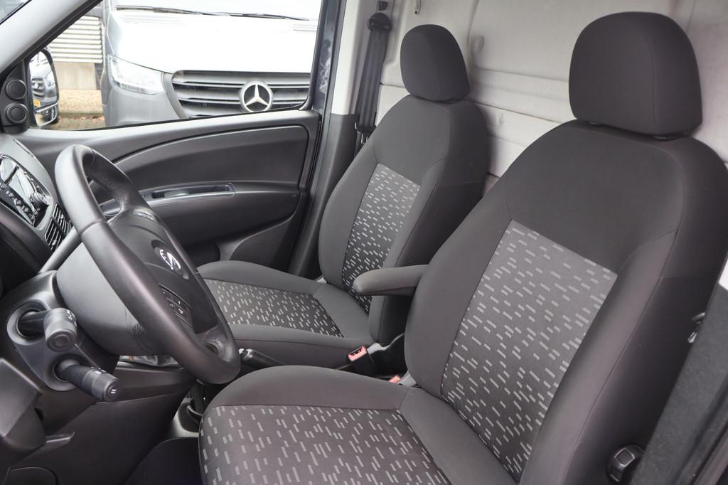 Opel Combo 1.3 CDTi L2 H1 Sport (bj 2018), Auto's, Stof, Gebruikt, Euro 6, 4 cilinders