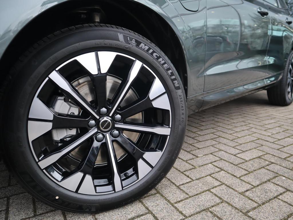 Volvo XC60 2.0 T6 Plug-in hybrid AWD Plus Dark | Premium Pak, Automaat, Verwarming stoelen achter, Plug-in hybride, XC60