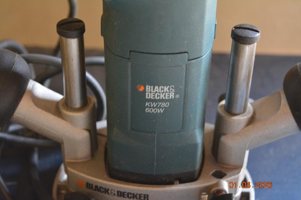 boven frees, Gebruikt, Ophalen of Verzenden, Bovenfrees, Black&Decker