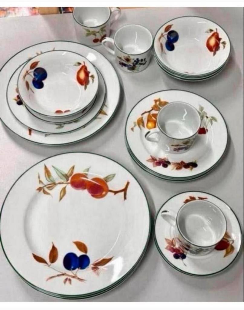 Royal Worcester Evesham Vale - 20 delig servies - Tableware, Antiek en Kunst, Antiek | Servies los, Ophalen of Verzenden