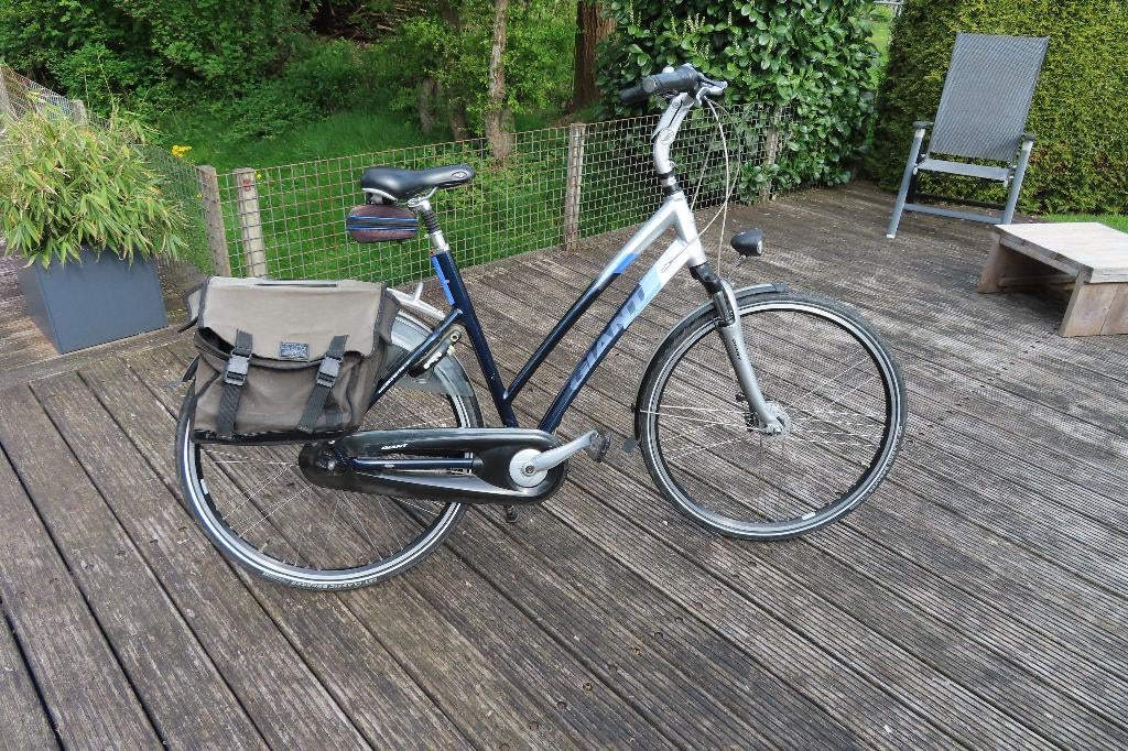 Giant Cosmo CS, damesfiets, maat L, technisch perfect, Ophalen, Versnellingen, Giant, Trommelrem