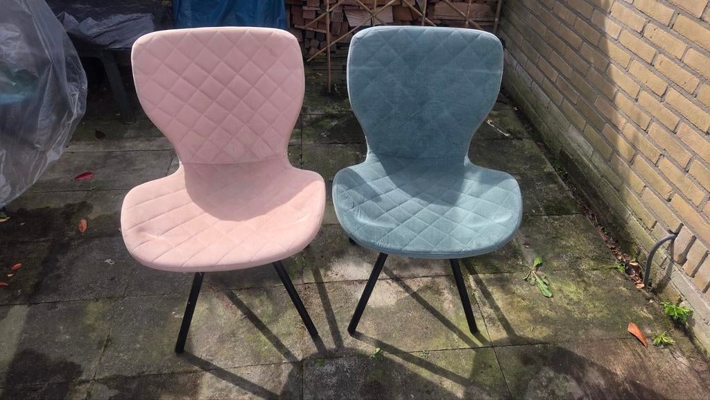 Stoelen 4 roze 4 groene, Ophalen, Gebruikt, 60 tot 90 cm
