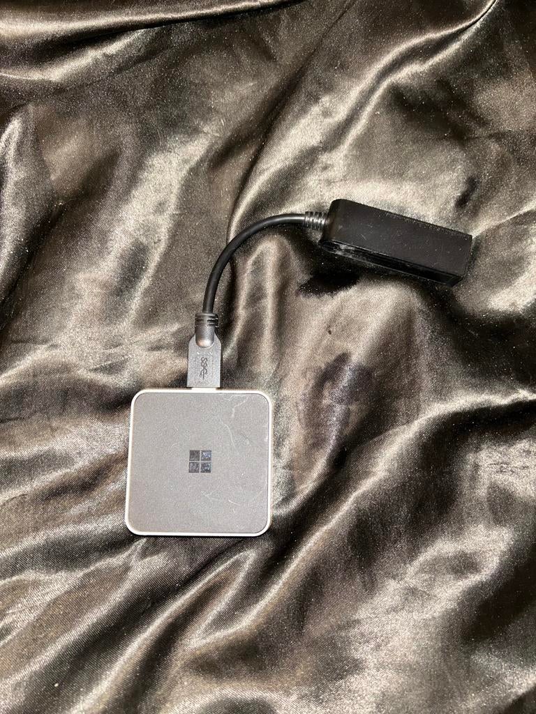 Microsoft Display Dock HD-500, Ophalen of Verzenden, Gebruikt, Docking station, Tablet