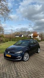 Volkswagen Golf 7 GTE DSG|ACC|Panorama|CarPlay|Keyless|204PK, Auto's, Stof, Overige kleuren, 1395 cc, 1499 kg