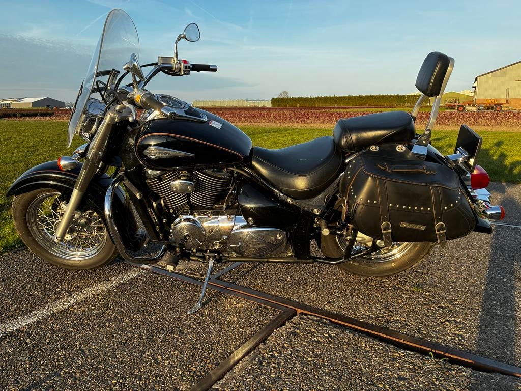 Suzuki Intruder VL 800 uit 2004, 2003 km, Motoren, Motoren | Suzuki, Particulier, Gebruikt, Chopper