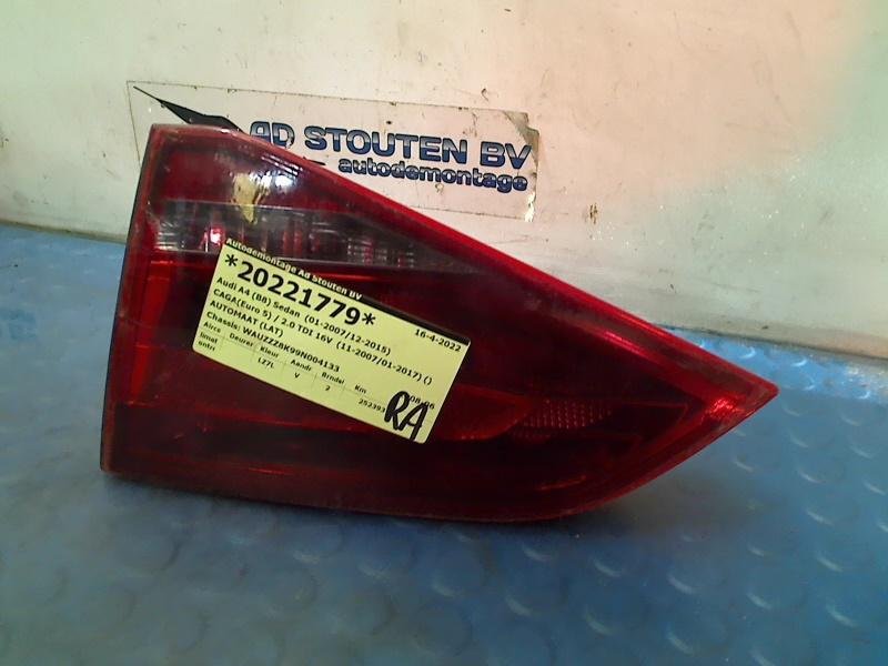 Achterlicht Rechts BINNEN Audi A4 (B8) 2008 8K5945094D, Auto-onderdelen, Verlichting, Gebruikt, Auto-Union-Straße  1, Ingolstadt 85057, , Duitsland