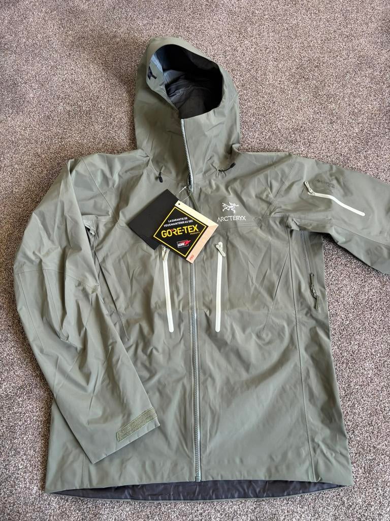 Arcteryx jas groen, Ophalen of Verzenden, Zo goed als nieuw, Maat 52/54 (L), Groen