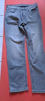 Betreft 4 x levi's w 33 l 34, Ophalen of Verzenden, Zo goed als nieuw, Grijs, W33 - W34 (confectie 48/50)