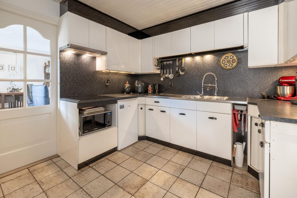 Originele American Kitchen uit 1968 - Recent gecoate frontje, Huis en Inrichting, Ophalen, Gebruikt, Wit, Hoekkeuken