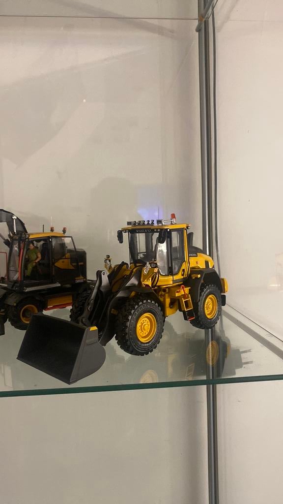 Gezocht palletvork volvo l60h, Ophalen of Verzenden, Zo goed als nieuw, Auto, Overige merken