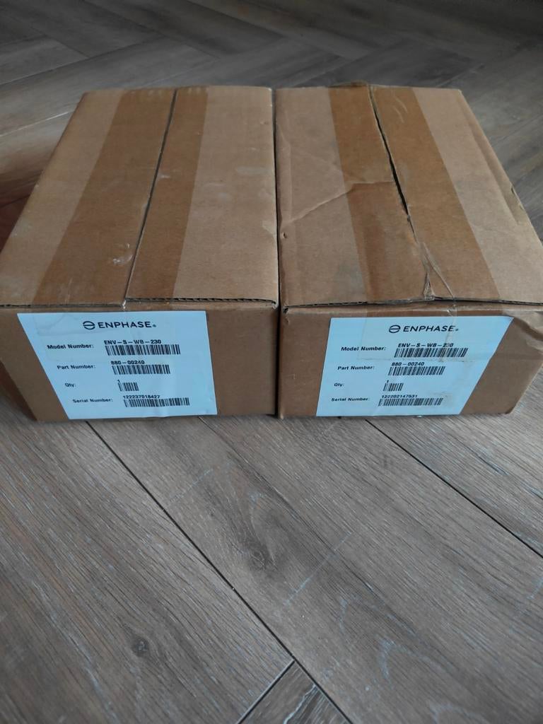 Enphase toebehoren ,2x envoy s getaway 3x  Q Relay 10 Qkabel, Ophalen of Verzenden, Zo goed als nieuw, Zwart, Overige typen